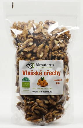 Vlašské ořechy BIO 1kg jádra loupaná půlky